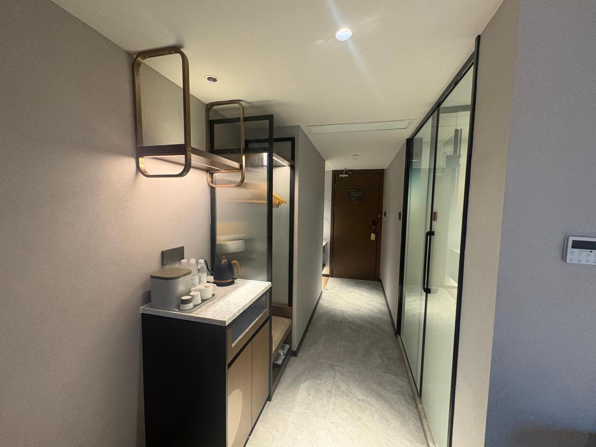 Hotel Atour X West Nanjing Road