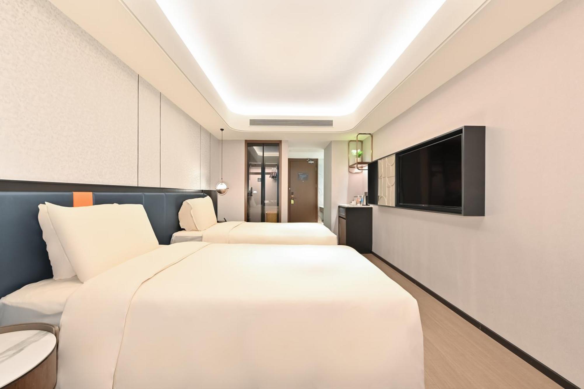 Atour X West Nanjing Road Hotel Shanghai